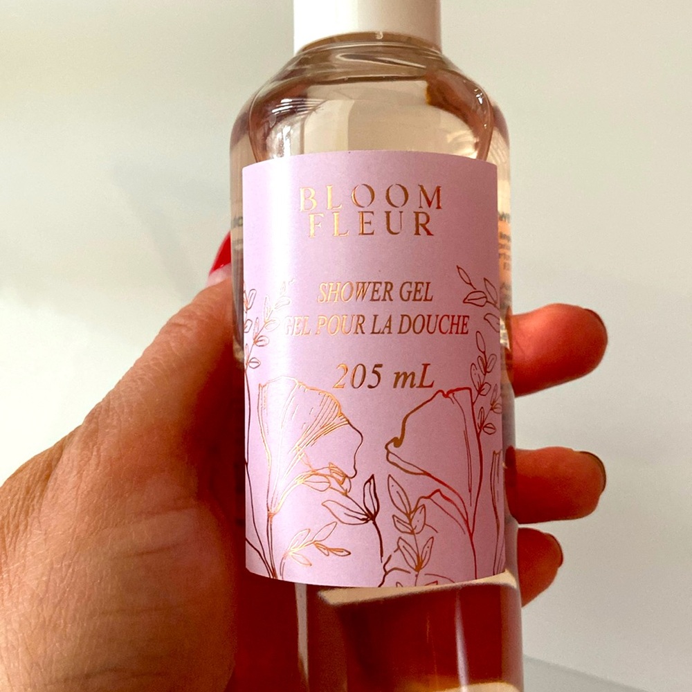 Bloom Fleur shower gel